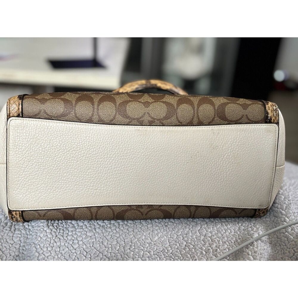 Coach Kristy Shoulder Bag in Colorblock Signature Canvas - Picture 5 of 11